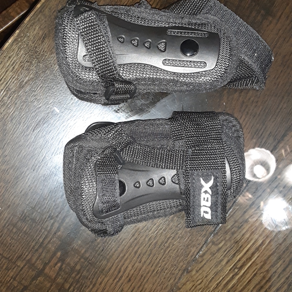 DBX Protective Set - Picture 4 of 8
